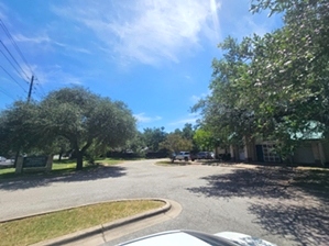 Balcones Animal Hospital Inc